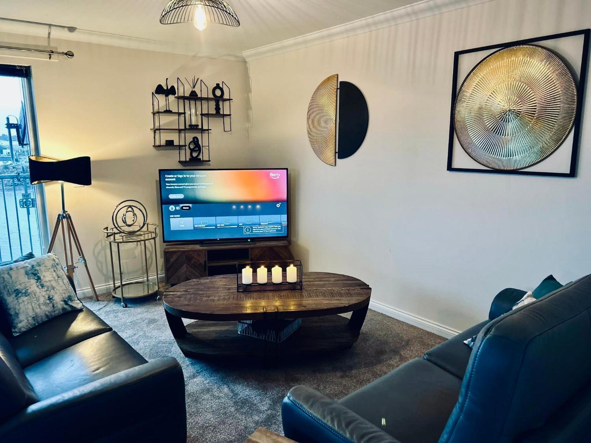 Central Cosy Riverview Apartment 2 Bed, 2 Bath, Free Parking / Wifi Inverness Exteriör bild